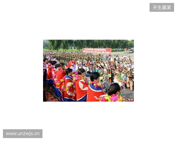 夺得湘超冠军！永州队球员乘坐花车回城，市民夹道欢迎