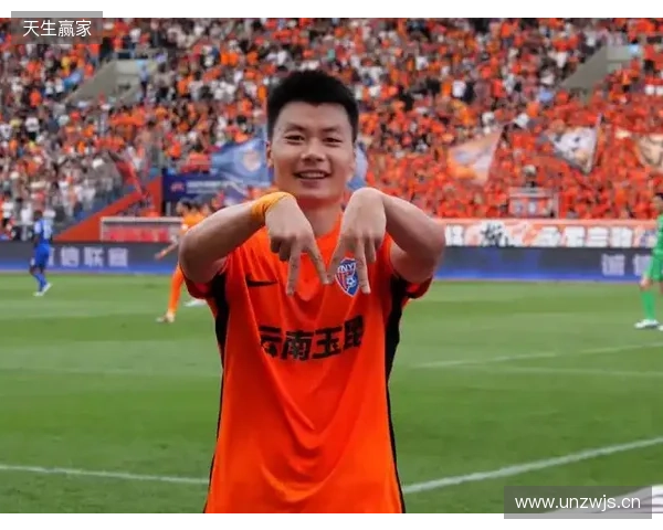 云南玉昆官方:罗竞等5人不再续约,恩里克、内内解约,马镇离队