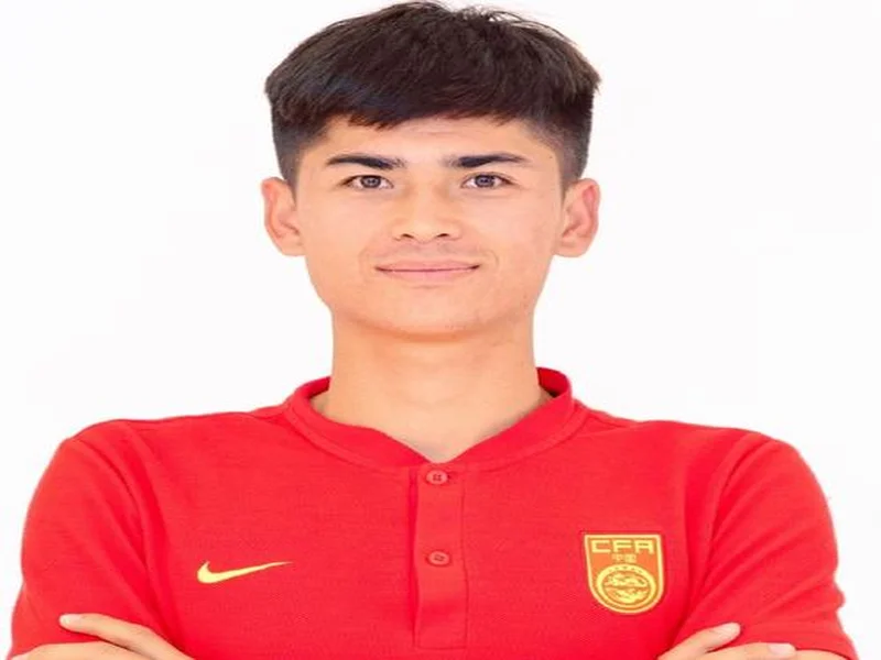 官方:武汉三镇后卫肖开提江·塔依尔再次租借加盟南京城市